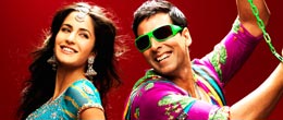 Will Tees Maar Khan Deliver? Bollywood Desperate For A Hit!