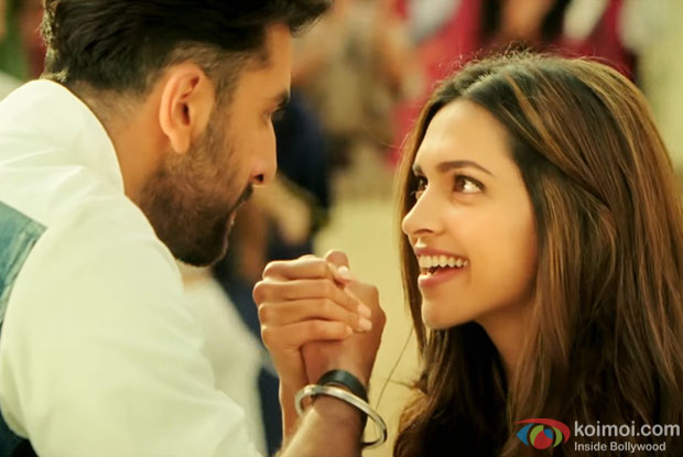 Ranbir Kapoor and Deepika Padukone in a still from 'Tamasha'