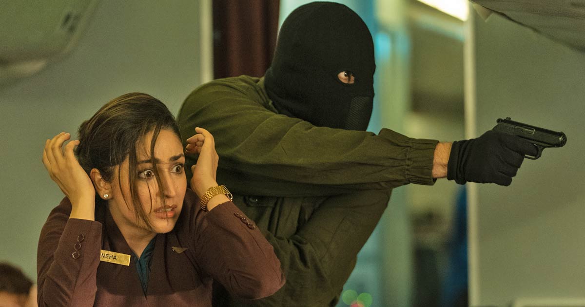 Chor Nikal Ke Bhaga Movie Review One Twisted Turn, Two Brilliant Performances Ft. Sunny Kaushal